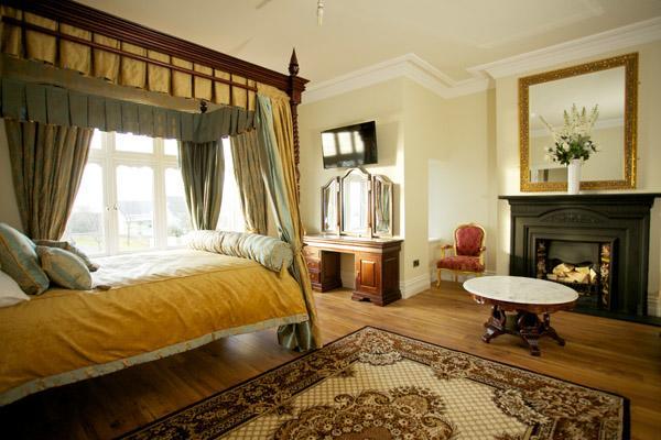 St Columbs House Bed & Breakfast Buncrana Ngoại thất bức ảnh